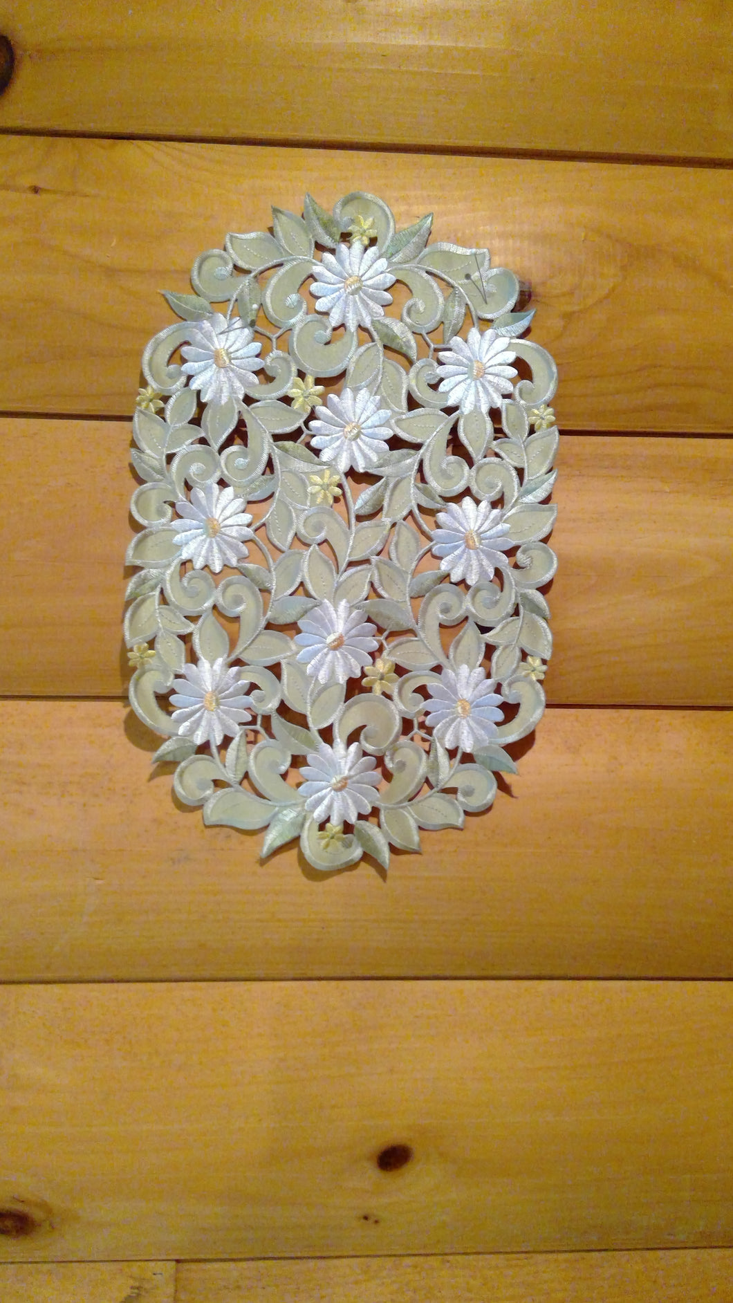 12 x 18 Oval Table Accent White Daisy Sage Green Pattern